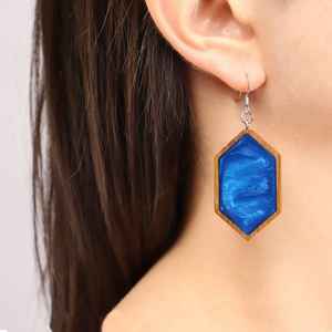 Pendientes de Resina y Madera, Joyería Artesanal de Moda, Diseño Ligero, Inspirado en la Naturaleza, Perfecto para Mujeres, Adolescentes y Niñas - Product Image 3
