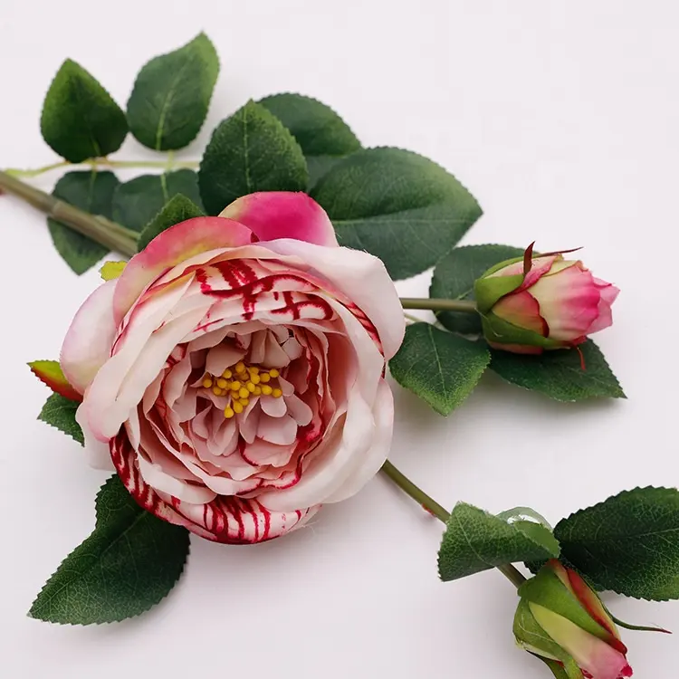 QiHao卸売新しいスタイルの人工3ヘッド人工シルクローズの花と家の結婚式の装飾のためのつぼみ