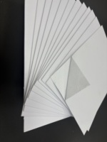 Carton blanc épaisseur de 1mm-10mm fabriqué à partir de pâte de bois et de papier blanc offset durable et robuste