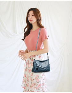 High Quality <b>Soft</b> <b>Leather</b> Luxury Handbags Purse Women <b>Bag</b> Designer Multi-pocket Crossbody Shoulder <b>Bag</b> for Female - Product Image 3