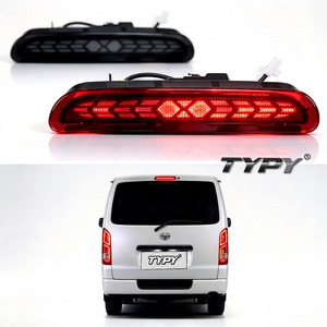 Feux arrière LED modifiés TYPY pour Toyota Hiace 2005-2018, 3 fonctions avec feu de freinage et feu de jour - Product Image 1