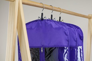 Sac d'emballage pour perruque en tissu satiné flexible en plastique, logo personnalisé, vente directe d'usine, Astrid 29 x 60 CM - Product Image 2