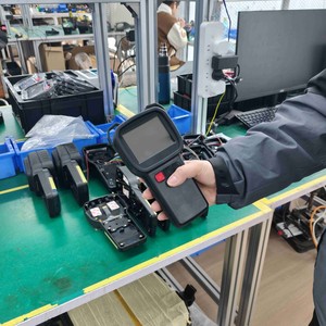 Caméra thermique portable pour les opérations de sauvetage d'urgence en lutte contre les incendies, résolution 384*288/256*192, infrarouge, écran LCD TFT 3,5 pouces - Product Image 1