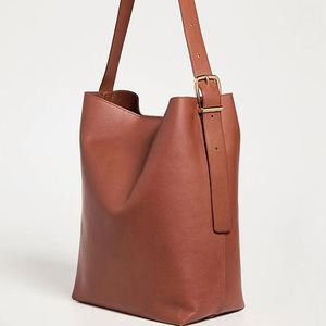 Bolso Tote de Cuero Vintage Personalizado de un Solo Hombro para Mujer, con Correa Ajustable, Impermeable, Tipo Cubo, Cierre Magnético, Otoño - Product Image 6