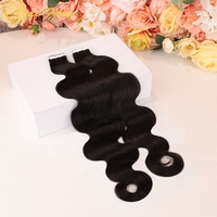 Vendedores de cabello humano virgen alineado con cutícula brasileña Venta al por mayor Extensiones de cabello con cinta ondulada de cuerpo recto Paquete de estilo afro