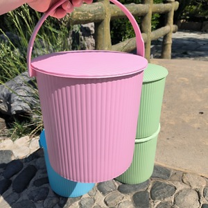 ถังเก็บของพร้อมฝาปิดพลาสติกหนา 25x25 ซม. สำหรับใช้ในบ้าน ห้องน้ำ ซักรีด ตกปลา ใช้ในชีวิตประจำวัน - Product Image 2