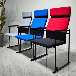 Silla de Conferencia Manwa Expo HB368, Silla de Oficina para Reuniones con Tablero de Escritura Plegable, Tapizada en Tela Roja, Azul y Gris - Product Image 1