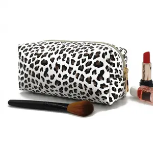 wholesale cute girls vegan leather gift beauty cosmetic kits bag set promotional leopard printing pu make up bag set for women