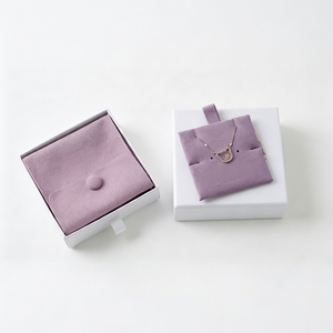 Juego de Bolsas de Terciopelo Cuadradas Reutilizables y Sostenibles para Joyería, con Logotipo Personalizado Estampado, Cierre de Botón a Presión, Diseño en Relieve para Anillos - Product Image 1