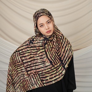Khimar de Verano para <span class=keywords><strong>Mujer</strong></span> Musulmana, Estilo Hui, de Viscosa Modal, con Protección Solar, Estampado Étnico Europeo-Americano, de Secado Rápido - Product Image 3