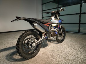 มอเตอร์ไซค์ KEWS YBS300cc สมรรถนะสูง 4 จังหวะ ระบายความร้อนด้วยน้ำ ระบบกันสะเทือนแบบไร้แปรงถ่าน สำหรับการแข่งขัน - Product Image 3