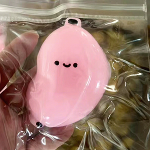 Nuevo Juguete Antiestrés de Plástico con Textura de Pastel de Leche y Fresa Súper Suave, Simulación de Pastel con Crema Explosiva - Product Image 5