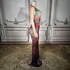 Novance Y5442 Prodotti all'Ingrosso Abito da Sera Lungo <span class=keywords><strong>Sexy</strong></span> con Schiena Scoperta Vestito da Donna con Strass Scintillanti per Compleanno - Product Image 2