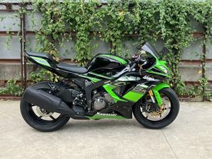 Motocicleta Deportiva Kawasaki Ninja ZX6R, Sistema de Inyección para Carreras en Carretera, Motocicleta de Gasolina de 600cc - Product Image 6