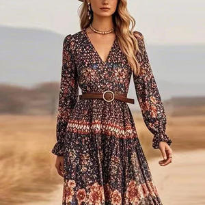 2025年秋新作 ヴィンテージ風エンボス加工ポリエステル 長袖Vネック ラージスイング レヘンガチョリ（女性用） - Product Image 2