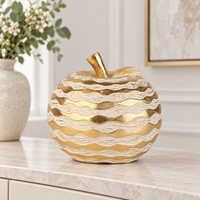 Figurines de fruits en résine dorée SWAITE, sculptures de pomme, poire, ananas, décorations de table modernes pour le salon, décoration de la maison, cadeaux