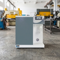 Machine à eau ultra pure de laboratoire offrant plusieurs grades de qualité d'eau, adaptée à une variété d'applications générales en laboratoire