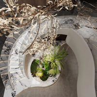 Escalier en colimaçon en acier blanc haut de gamme, durable, écologique, personnalisable, avec garde-corps en verre trempé, moderne, pour appartements et villas intérieurs