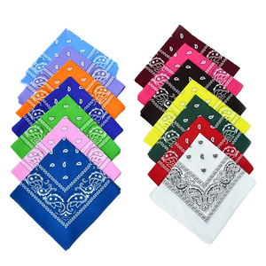 Bandana carrée en coton 100 % biologique, personnalisable avec logo, réutilisable et recyclable, pour adultes – Vente chaude - Product Image 1