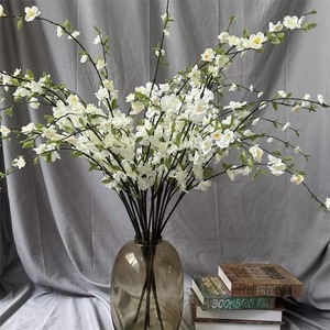 Branches d'arbre artificielles en tissu de soie de haute qualité, fleurs de cerisier blanches et roses, tiges de sakura pour la décoration de mariage - Product Image 3