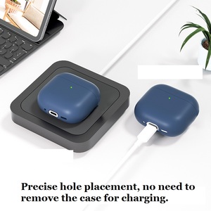 Funda de Silicona Suave para Auriculares AirPods 3, 2 y AirPods Pro - Product Image 4