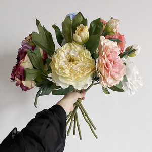 Peonía Artificial de Alta Gama al por Mayor, con 2 Cabezas y Capullo, Tacto Real, Sensación Elegante al Tacto, Flor Grande de Látex para Decoración del Hogar - Product Image 6
