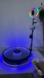 Cabina de Fotos de 360 Grados con Control de Pantalla Táctil, Logotipo Personalizado, Impresión Autoservicio para Smartphones y Tablets, Garantía de 2 Años, Compatible con iPad - Product Image 6