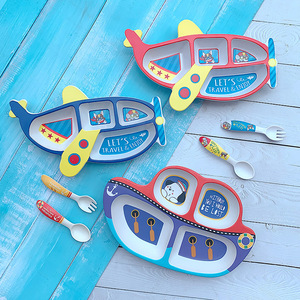 Set di Utensili Sicuri per Bambini, Piatto Diviso con Motivo Aereo e Cucchiaio per Alimenti Supplementari - Product Image 4