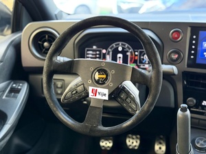 Autos Usados <span class=keywords><strong>Gr</strong></span> <span class=keywords><strong>Yaris</strong></span> 1.6T Edición Manual 2025 Sedán de Gasolina 4WD LHD Exportación al por Mayor FOB - Product Image 2
