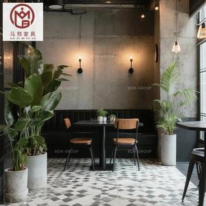 Juego de muebles de mesa y silla de sofá para restaurante comercial de cafetería De cuero curvo de madera maciza cuadrada de terciopelo rojo de lujo - Product Image 3