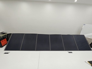 Kit Générateur Solaire à Onde Sinusoïdale Pure LiFePO4 2500W avec MPPT Pliable 400W Compatible Voiture Charge Rapide Stock UE/US Maison Extérieur - Product Image 1