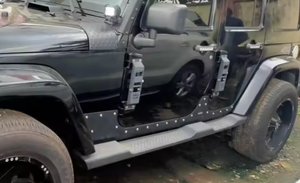 2/4ドアJeepS WranglerS JK 2007-2017に適したサイドペダルとサイドボディを備えたロックスタイルの防弾ベスト - Product Image 4