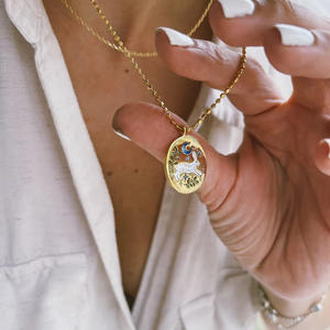 Edelstahl Neue Handbemalte Tropföl-Kaninchen-Motiv Haustier Oval <span class=keywords><strong>Tarot</strong></span>-Halskette Farberhaltung Galvanisiert 18K Gold - Product Image 4