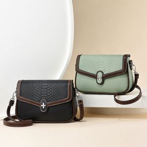 Sac Hobo Vintage en Cuir Façon Crocodile avec Rabat, Petit Sac Bandoulière Selle, Sac à Main Tendance en Cuir avec Fermoir Métallique, Sac Croisé Alligator - Product Image 4