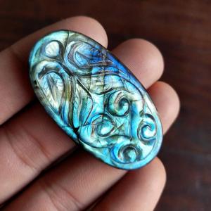 Pierre de palmier en granit corail naturel |   Ange sculpté en labradorite |   Cabochon en labradorite violette, pierre précieuse, cristal de guérison - Product Image 2