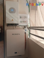 Système d'énergie solaire hybride éolien Stockage par batterie au lithium 30kwh Utilisation commerciale Système de stockage d'énergie solaire hors réseau