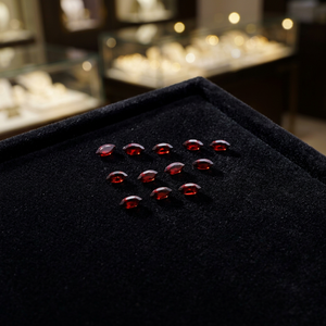 12 pierres précieuses de grenat facettées taille marquise 100 % naturelles, 4x8 mm, évaluées par un tiers pour la fabrication de bijoux, origine Rajasthan - Product Image 2