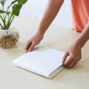 Stock nuevo producto <span class=keywords><strong>Mini</strong></span> portátil <span class=keywords><strong>para</strong></span> PULUZ 20cm plegable 550LM LED Lightbox TabletTop Softbox producto fotografía <span class=keywords><strong>estudio</strong></span> fotográfico - Product Image 4