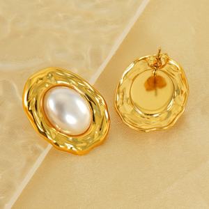 Light Luxury love Oval Earrings 18K Gold <b>Titanium</b> Steel Fashion Pearl Wrinkle Texture Earring <b>Stud</b> Earrings Wholesale - Product Image 3