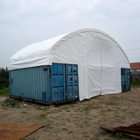 Tente de conteneur d'expédition entièrement fermée avec porte à rideau en tissu PVC, imperméable, résistante aux UV, toit en arche pour stockage extérieur