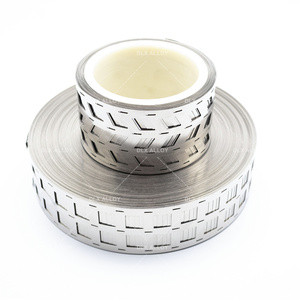 Никелевая лента толщиной <span class=keywords><strong>Ni200</strong></span> 0,12/0,15/0,2 мм, пробитая чистая никелевая лента 2P/4P/6P аккумуляторная лента 21700 - Product Image 3