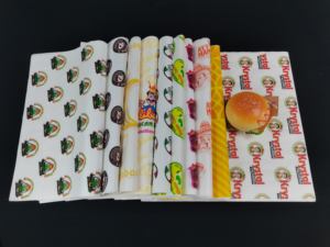 กระดาษห่ออาหารกันไขมันสำหรับแฮมเบอร์เกอร์และพิซซ่า พิมพ์ลายโลโก้ รุ่น SP2981 กระดาษคราฟท์แบบผนังเดียว เกรดสำหรับอาหาร - Product Image 3