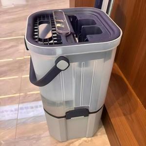 Juego de Cubo y Mopa Plana de Microfibra <span class=keywords><strong>Fina</strong></span> con Tanque de Agua Transparente y Sistema de Autoescurrido para <span class=keywords><strong>Limpieza</strong></span> de Suelos sin Esfuerzo - Product Image 4
