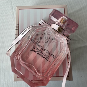 Spray Corpo Profumato per Donne, Fragranza a Lunga Durata, Eau De Parfum 100ml, Victoria Secret Originale, Profumo di Lusso - Product Image 4