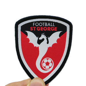 Maßgefertigtes Gewebtes Lock-Edge-Logo mit Selbstklebender Rückseite für Trikots und Sportbekleidung - Product Image 4