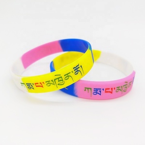 Ink Injected Print geprägtes Glühen Benutzer definiertes Logo Buntes Gummi armband geprägte Füllung <span class=keywords><strong>Rainbow</strong></span> Seg Silikon armband - Product Image 6