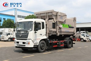 Camion à ordures classique de 8 yards avec chargement arrière et compression des déchets - Product Image 3