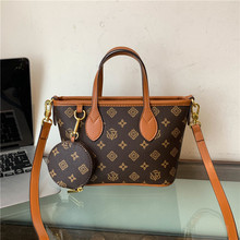 Bolsos de Mano Vintage de PU con Estampado Completo en Color Marrón para <span class=keywords><strong>Mujer</strong></span>, Bolsos de Hombro Cruzados de Lujo a Precios Bajos al por Mayor - Product Image 2