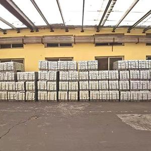 5A06 5052 Tube de tuyau en alliage extrudé en aluminium 6061 6082 6063 7075 T6 Tube en aluminium à paroi mince 1050 1060 1070 1100 Tuyau en aluminium - Product Image 1