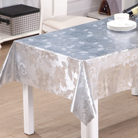 Nappe en PVC RNPT à imprimé floral argenté avec des fleurs dispersées, finition transparente et brillante pour la salle à manger à domicile